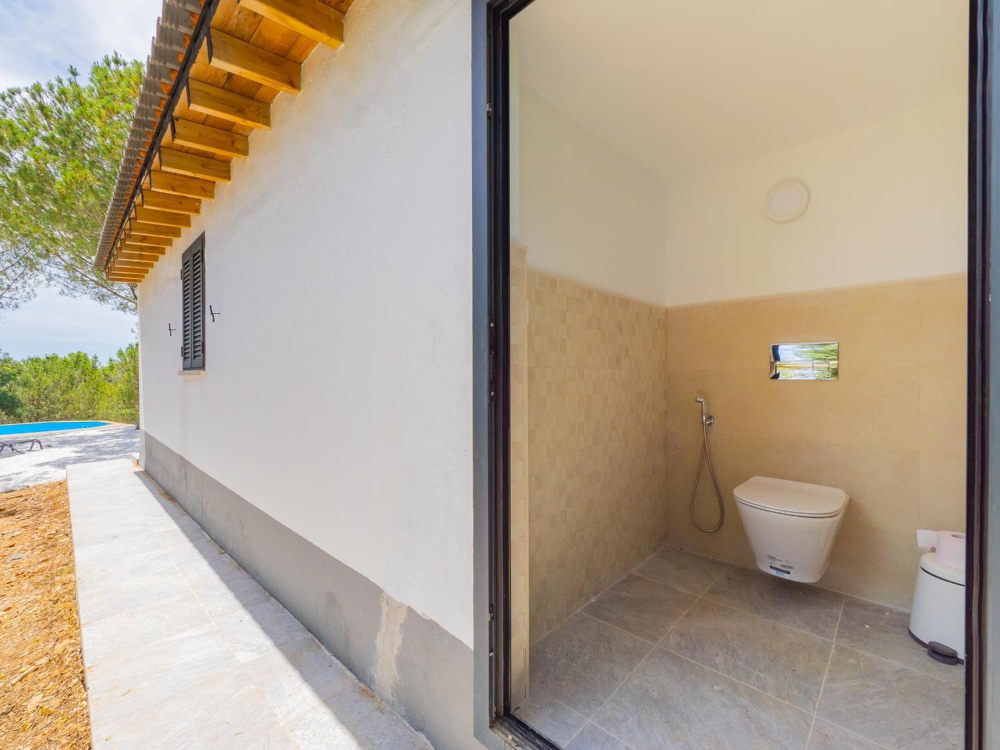Cubo's Casa Pineda Malaga
